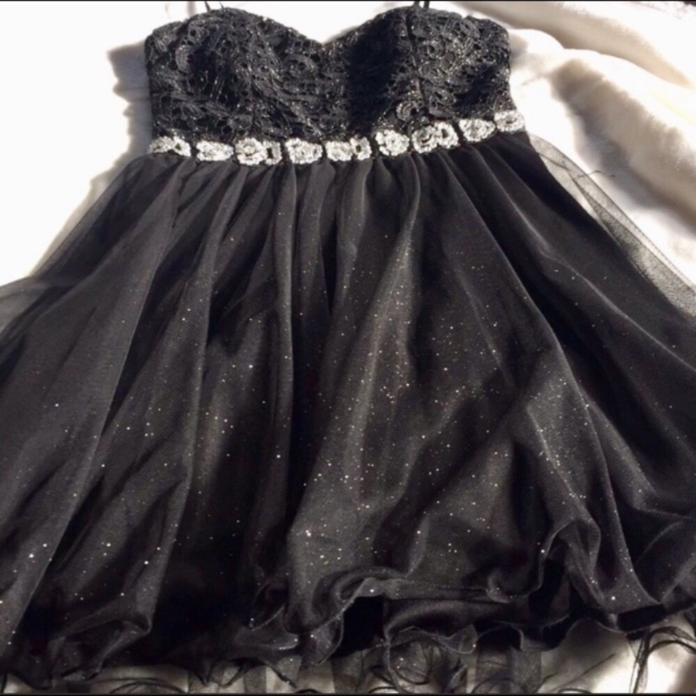 City Studio Black Prom/ Homecoming Dress - Picture 6 of 8